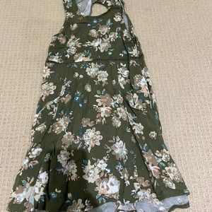Dress with flowers